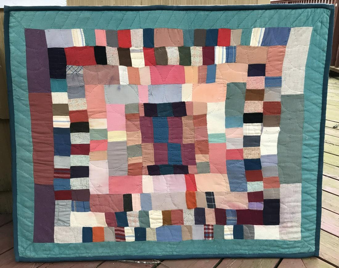 Antique 20th C American Handmade Quilt w Stretcher (1 of 4)