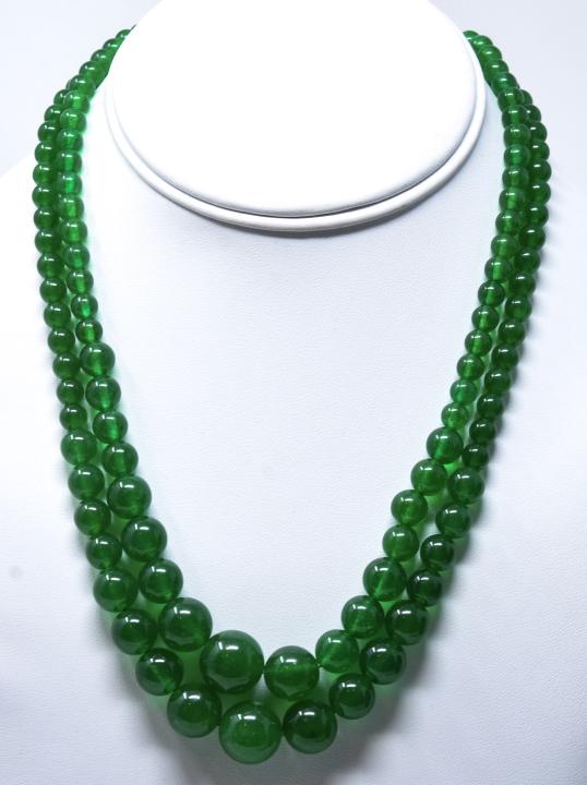 Pair Green Nephrite Jade Graduated Bead Necklaces (1 of 5)