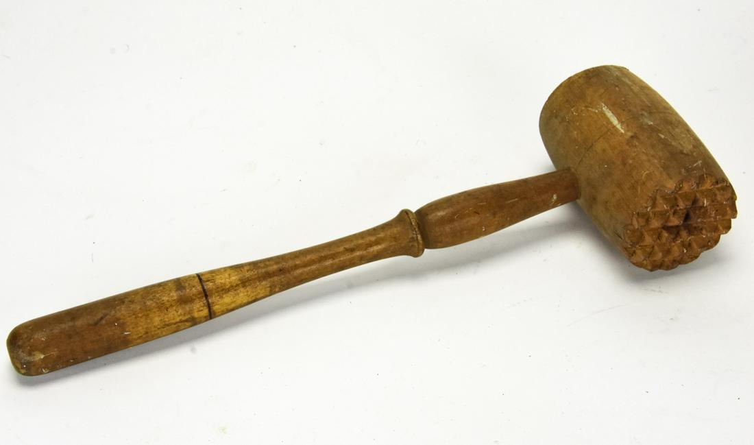 Antique 19th C American Handmade Wooden Mallet (1 of 5)