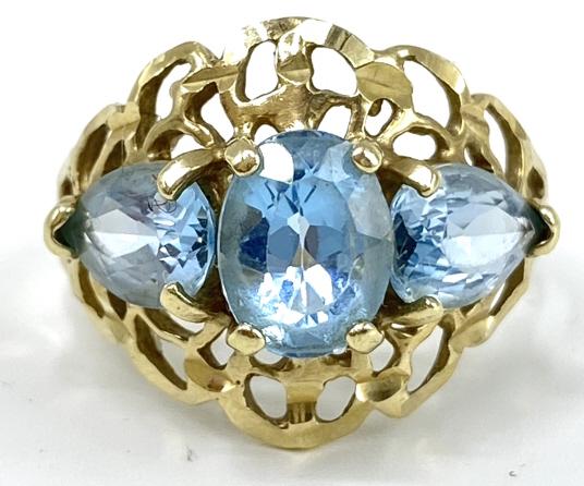 Vintage 10K Gold & Blue Topaz Ring (1 of 5)