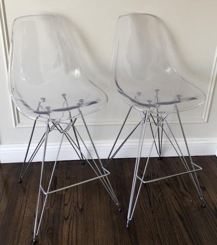 Pair Lucite and Chrome Modern Bar Stools (1 of 4)