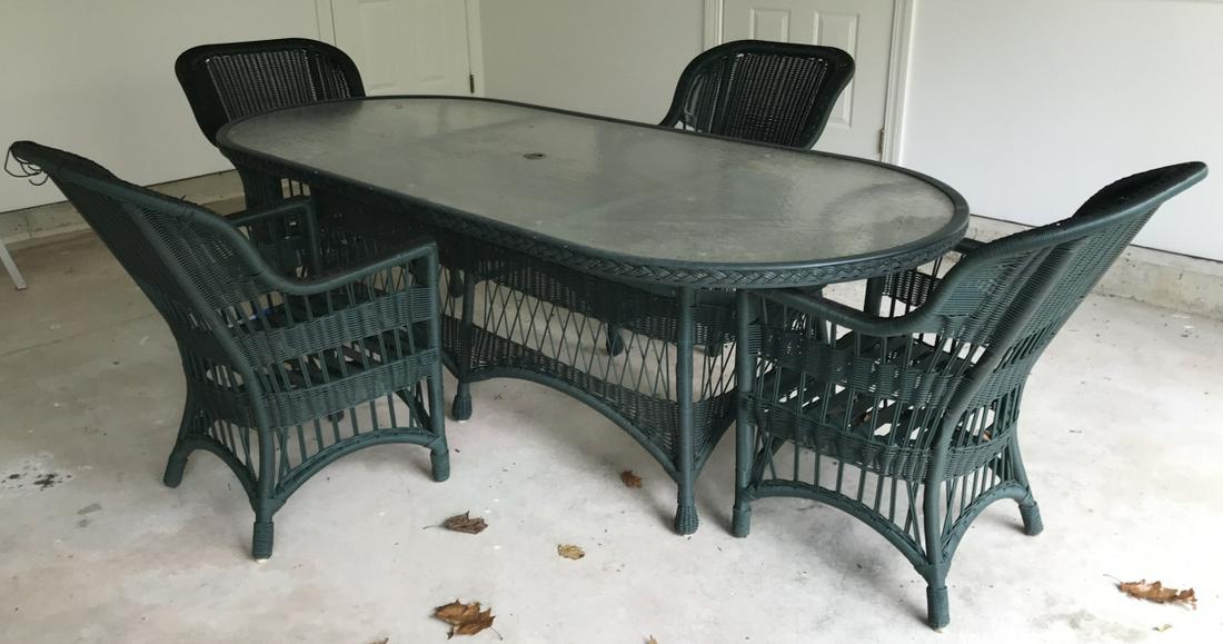 Outdoor Deck Patio Dining Set Table & Four Chairs (1 of 4)