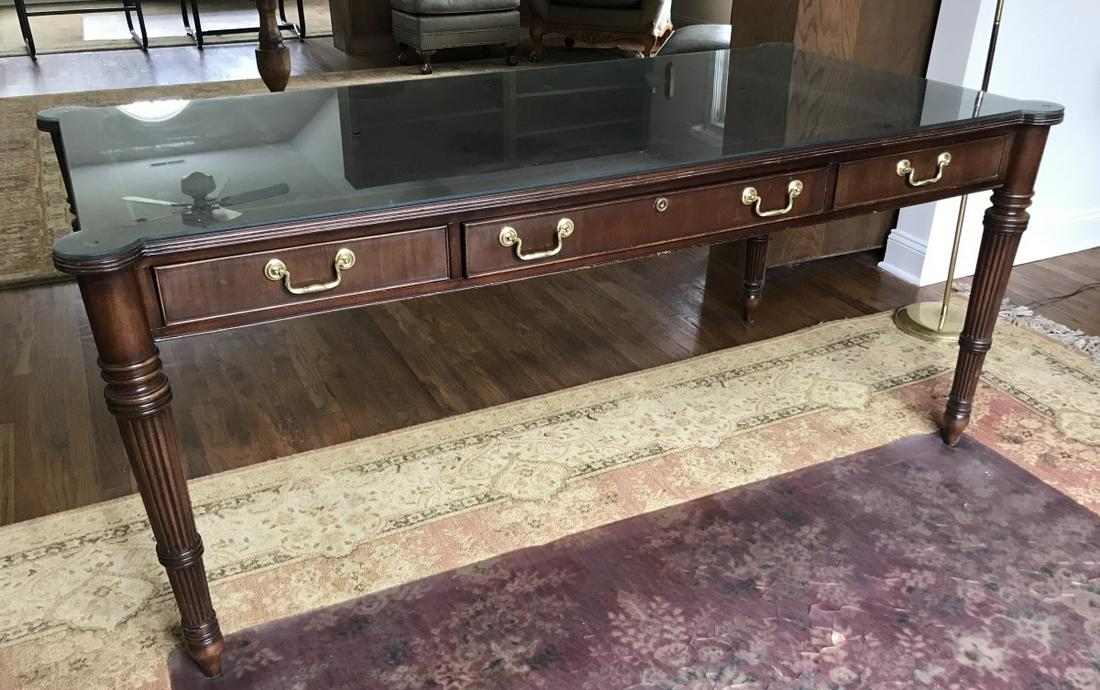 English Sheraton Style Wood Desk w Leather Top (1 of 5)