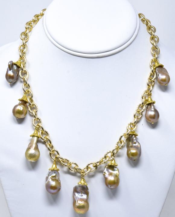 Gilt Metal Necklace Chain w Nine Baroque Pearls (1 of 5)