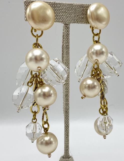 Vintage Costume Jewelry Statement Clip Earrings (1 of 3)