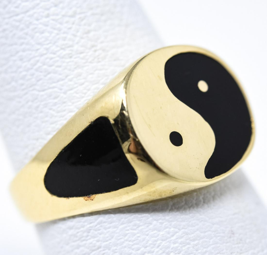 Vintage 14k Gold & Black Coral Ring (1 of 6)