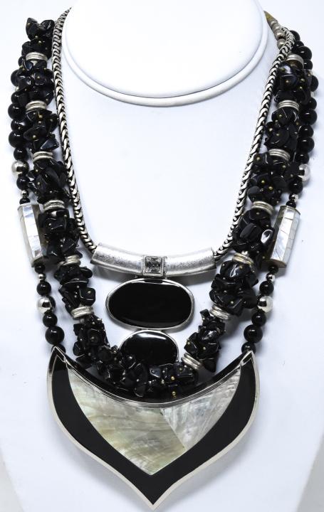 3 Vintage Black & Silver Costume Necklaces (1 of 7)