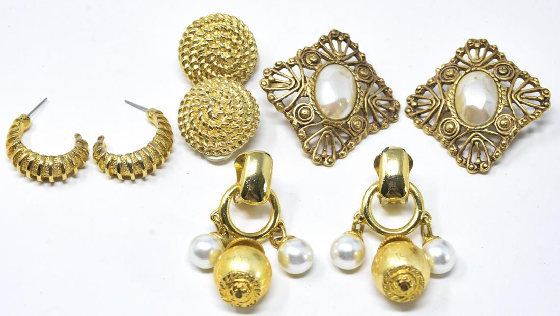 Vintage Costume Jewelry Earrings - Givenchy ETC (1 of 8)