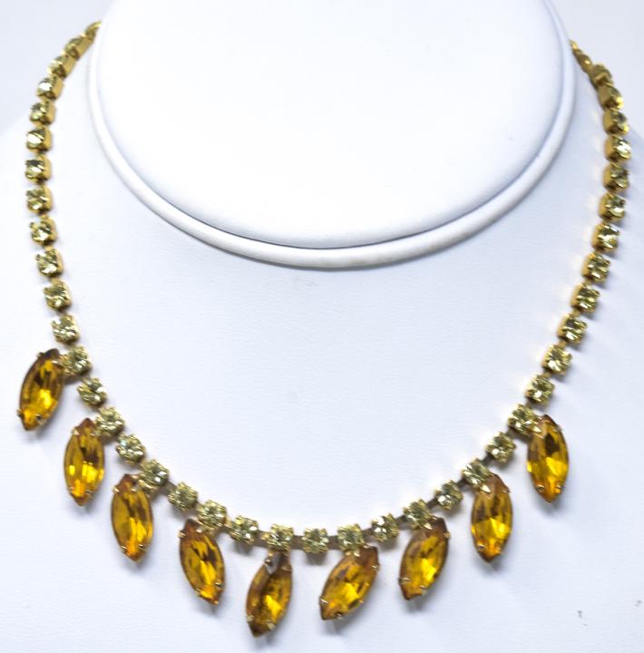Vintage Costume Jewelry Rhinestone Paste Necklace (1 of 6)