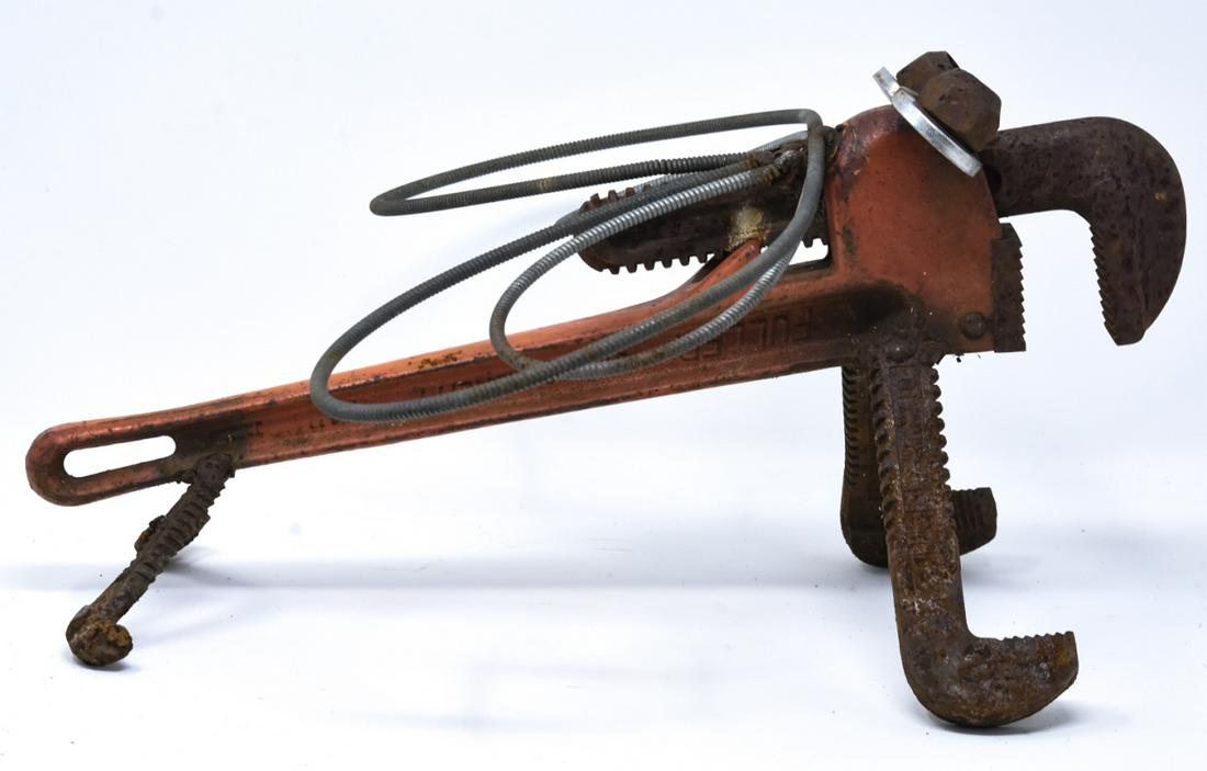 Artisan Metal / Found Object Dragonfly Sculpture (1 of 4)