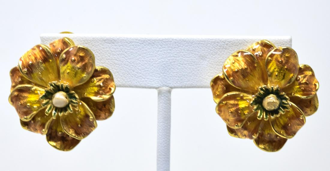 NS Pair Vintage Erwin Pearl Floral Clip On Earring: Pair Vintage Erwin Pearl Floral Clip On Earring. Signed. Gilt metal with enamel floral design. Each measures 1.25 inches in length.
