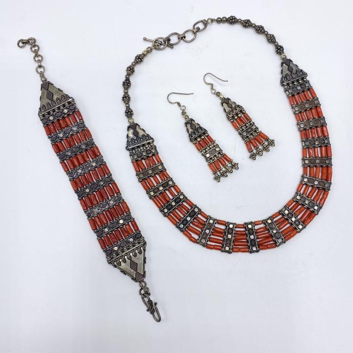 Vintage Coral & Sterling Necklace Earring Bracelet (1 of 4)