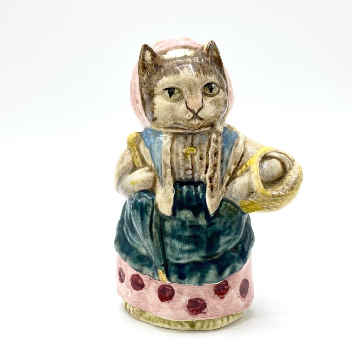 Beswick Beatrix Potter Cousin Ribby F. Warne & Co: Beswick Beatrix Potter Cousin Ribby F. Warne & Co – Made in England Beatrix Potter ceramic figurine is approximately 3.75 x 2.25 inches.