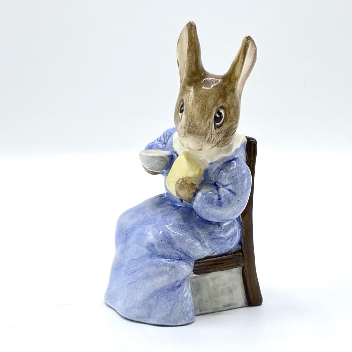 Royal Albert England Cottontail – Beatrix Potter: Royal Albert England Cottontail– Beatrix Potter ceramic figurine is approximately 3.5 x 2 inches.