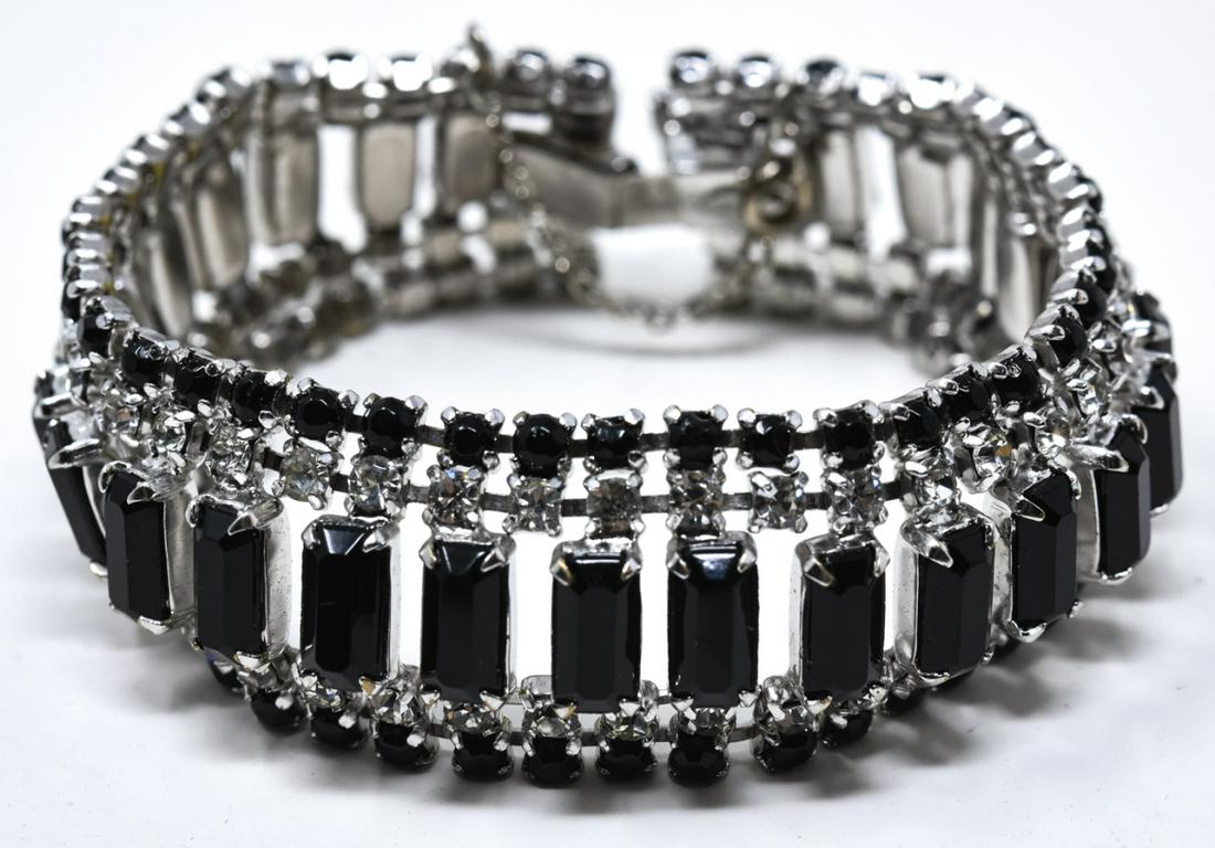 Vintage Kramer New York Paste Costume Bracelet: Vintage Kramer New York Paste Rhinestone Costume Bracelet. Signed. Safety chain. Measures 7.25 inches in length.