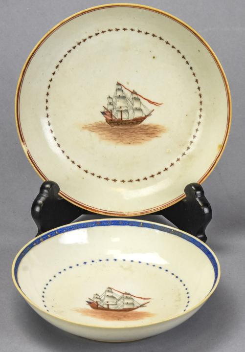 Two Antique 18th C Chinese Export Porcelain Bowls (1 of 9)