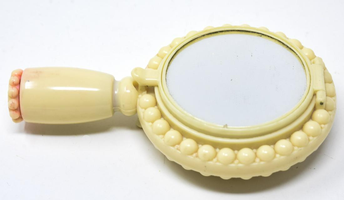 Vintage Trio-Ette Hand Mirror Form Compact w Box (1 of 8)