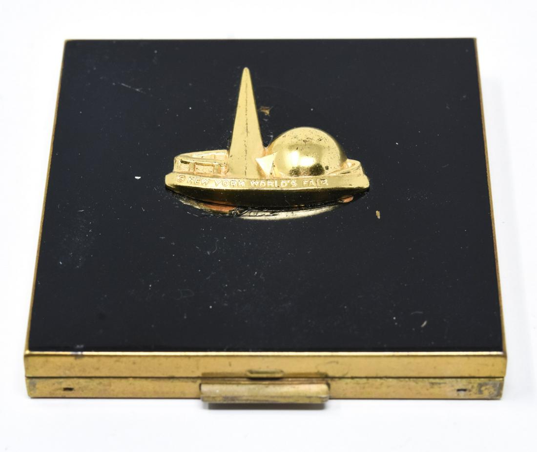 Vintage World's Fair Makeup Compact by Zell (1 of 7)