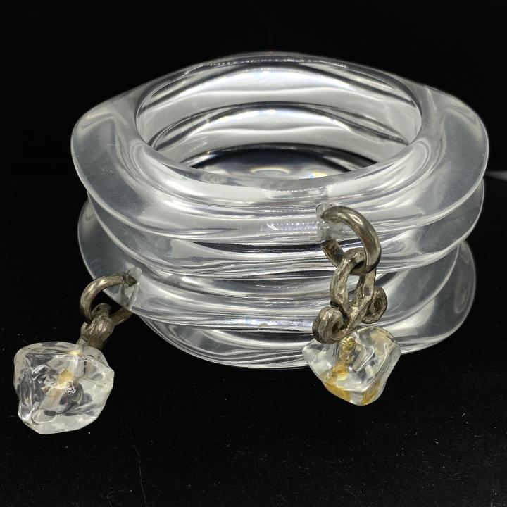Lot of 4 Vintage 80s Lucite Charm Bangle Bracelets (1 of 2)