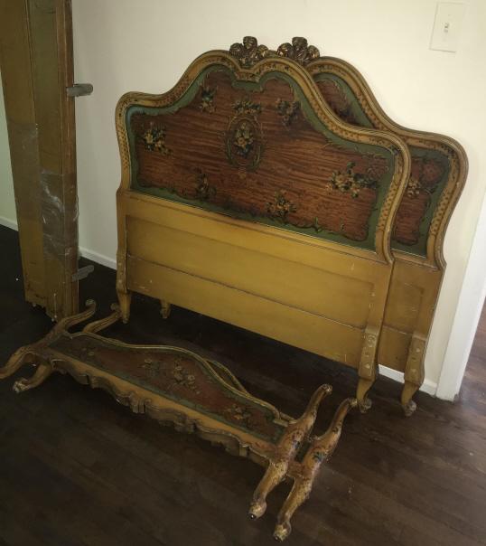 Pair of Antique Hand Painted Twin Size Bed Frames (1 of 4)