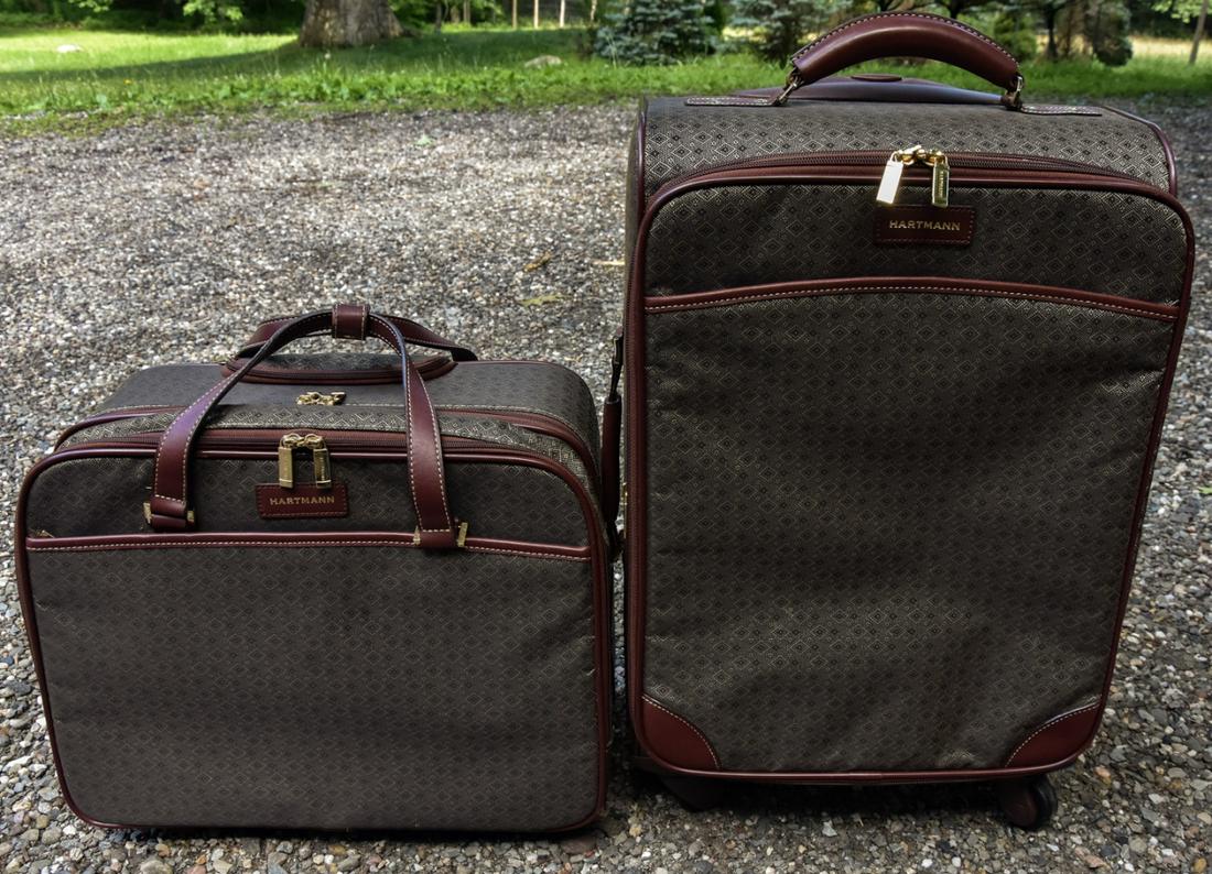 2 Vintage Rolling Hartman Logo Suitcases (1 of 6)