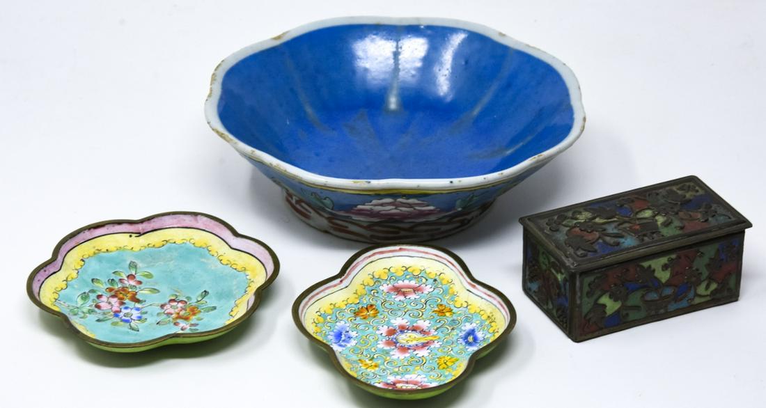 Chinese Porcelain Bowl & Enamel Decorated Items (1 of 10)