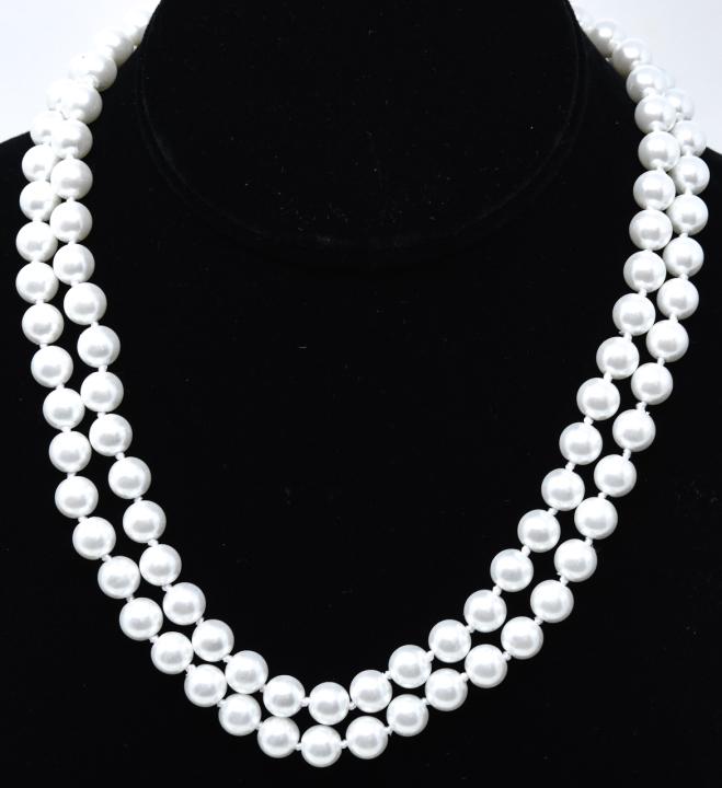 Pair of Hand Knotted 6mm Pearl Necklaces Strands (1 of 5)