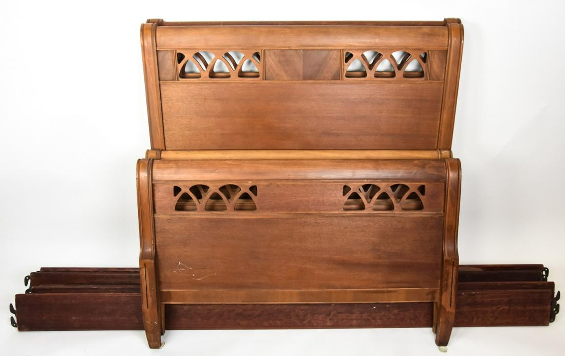 Pair of Twin Arts & Crafts Style Carved Bed Frames (1 of 9)