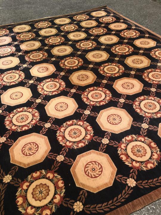 Hand Knotted Aubusson Style Medallion Area Carpet (1 of 5)