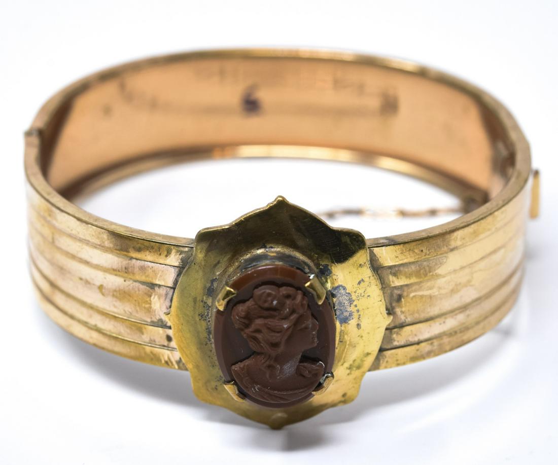 Antique Gold Filled Bracelet w Carved Cameo (1 of 6)