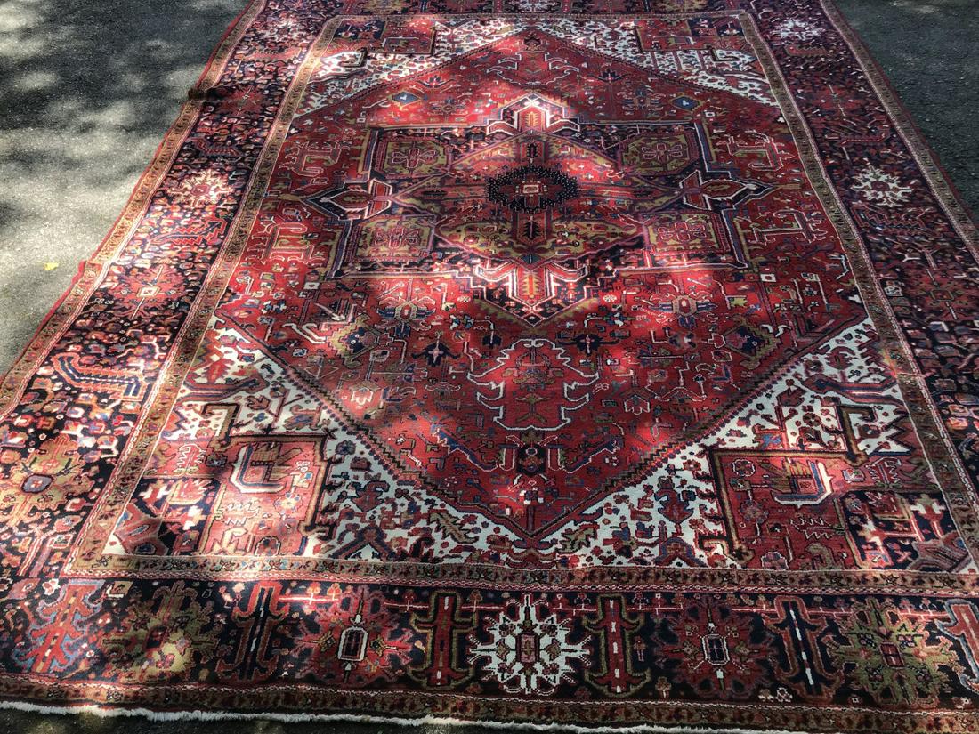 Hand Knotted Oriental Persian Heriz Pattern Carpet (1 of 8)
