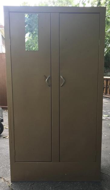 Mid Century Vintage Metal Storage Cabinet (1 of 3)