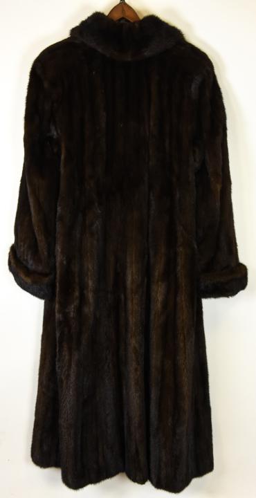 Designer Full Length Ranch Mink Fur Coat Collar: Designer Holt Renfrew Full Length Ranch Mink Coat with Collar, Cuffed Sleeves. 50 inches long, 19 inches across shoulder, sleeves are 22 inches long.