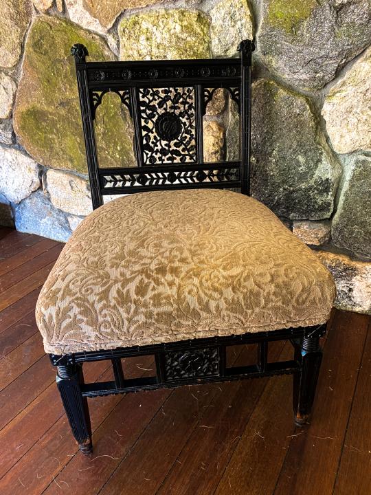 Antique 19th C Ebony Tone Victorian Side Chair: Antique 19th C Ebony Tone Victorian Side Chair. Measures 28 x 19 x 18 inches.