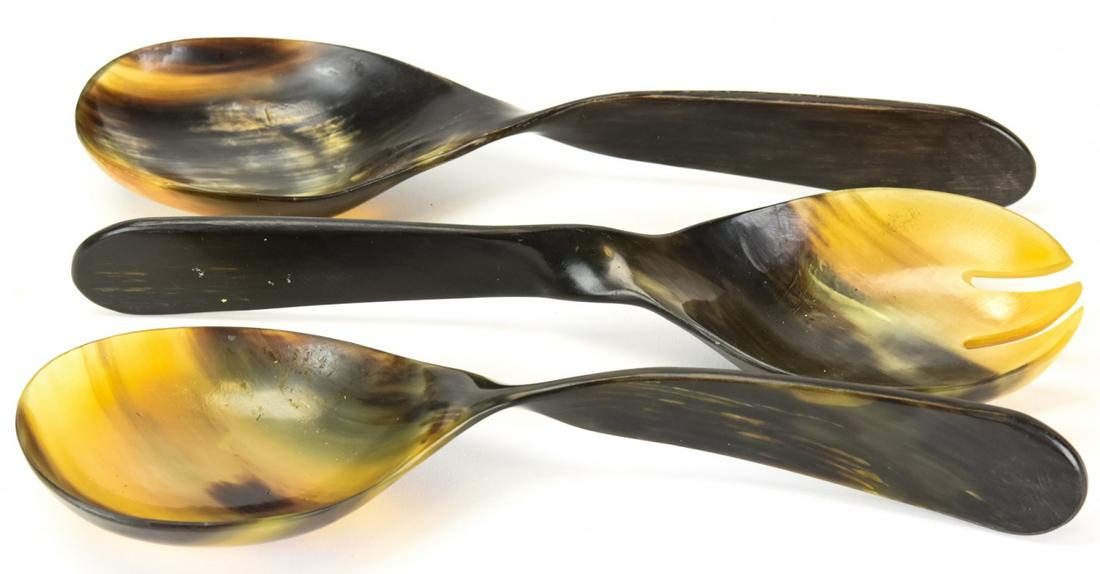 3 Pieces Hand Carved Horn Serving Salad Set: 3 Pieces Hand Carved Horn Serving Salad Set. Utensils measure 11 inches x 4 inches