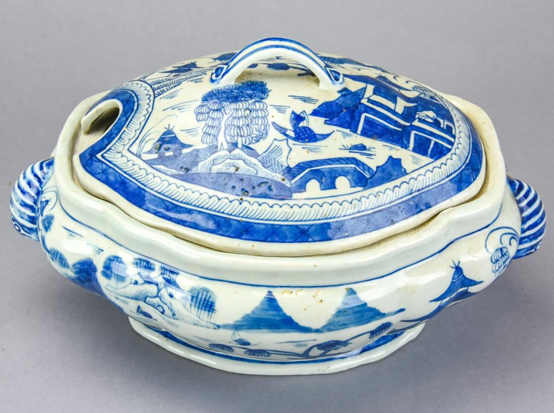 Chinese Hand Painted Canton Porcelain Tureen: Chinese Hand Painted Canton Porcelain Tureen. Blue and white hand painted Canton pattern. Measures 7.5 x 12 x 8 inches.