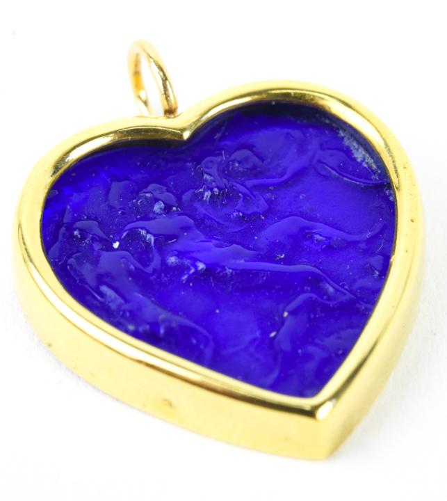 Vintage Venetian Glass Intaglio 14k Gold Pendant: Vintage Cobalt Venetian Glass Intaglio 14k Gold Heart– Pendant is cobalt blue Venetian Glass depicting several figures on a 16” black silk cord. Pendant is .875” long. Apparently unmarked. Acid 