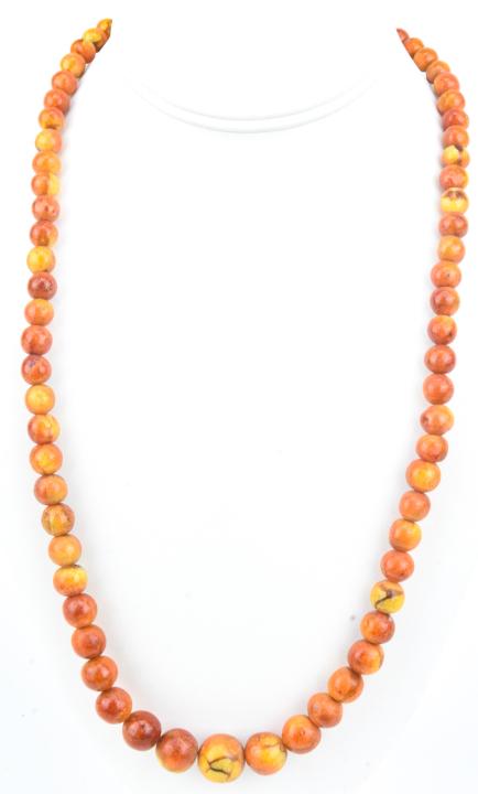 Vintage Sponge Coral Beaded Necklace (1 of 5)