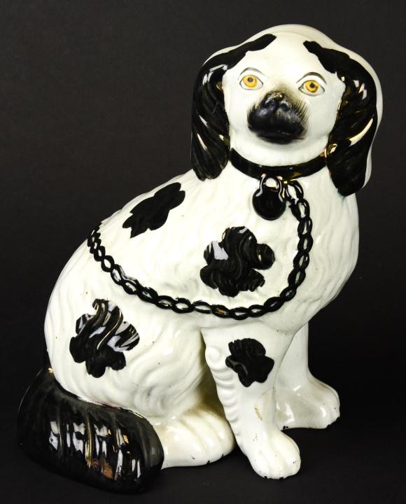 Antique Staffordshire Hand Painted Porcelain Dog (1 of 7)