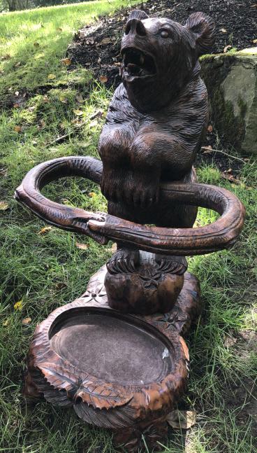 Resin Black Forest Style Bear Umbrella Stand (1 of 5)