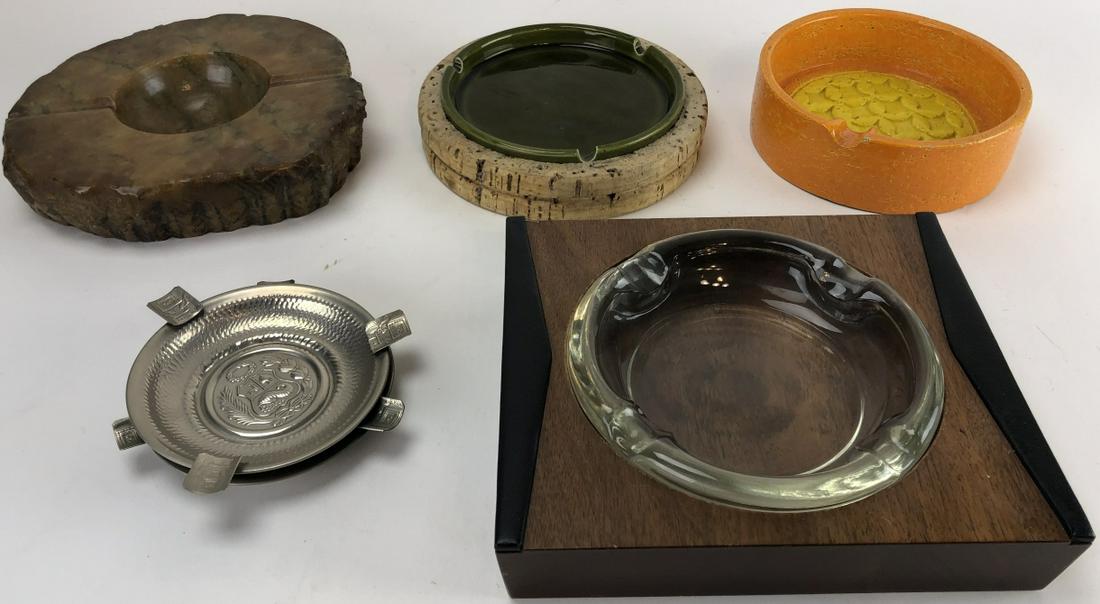 Collection Vintage Bar Ware Ash Trays (1 of 2)