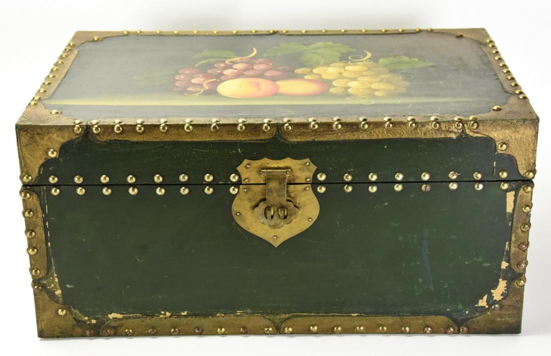 Vintage Hand Painted Lacquer Box w Fruit Motif (1 of 9)