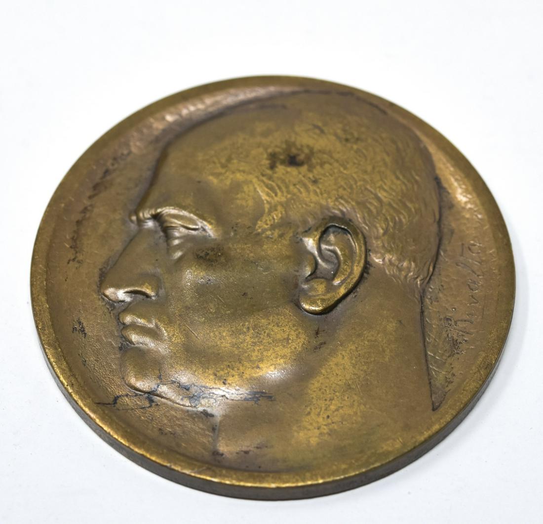 Circa 1930 Mussolini Supporter Bronze Medal (1 of 3)