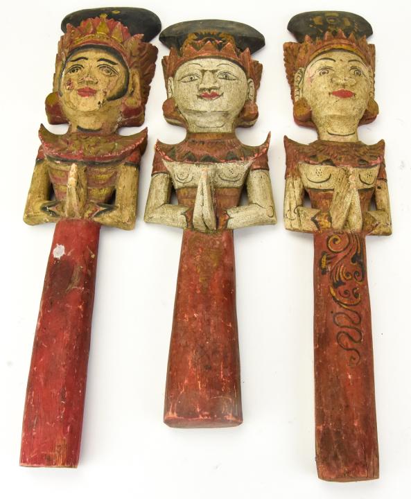 3 Vintage Hand Carved Indonesian Statues: 3 Vintage Hand Carved and Hand Painted Indonesian Statues or Puppets. Largest is 14.5 inches.