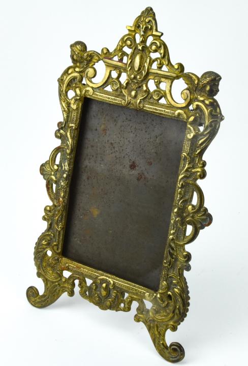 Antique Figural Gilt Ormolu Picture Frame w Cherub (1 of 7)