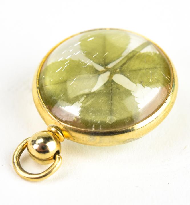 Estate Four Leaf Clover in Domed Locket Pendant (1 of 4)