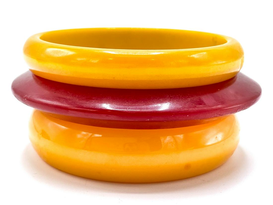 Trio of Vintage Bakelite Bracelets Yellow Red (1 of 3)