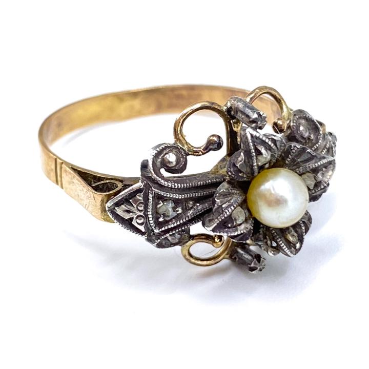 Antique Rose Cut Diamond 14k Gold and Pearl Ring: Antique Rose Cut Diamond 14k Gold and Pearl Ring – A classic example of possibly Georgian design with an approximately 3-4mm natural pearl flanked by rose cut diamonds. The band of the ring has Euro