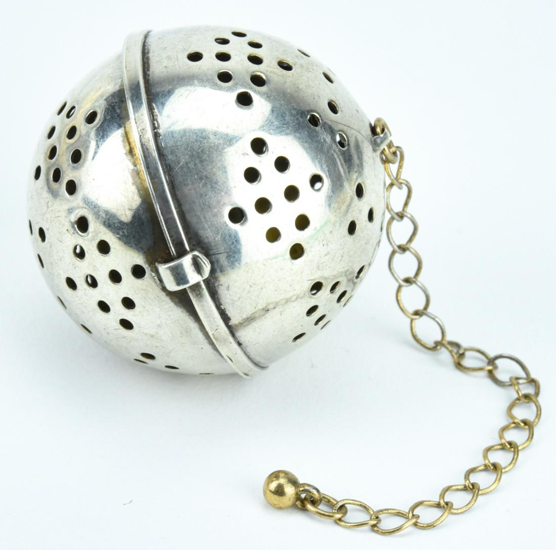 Antique English Style Sterling Silver Tea Strainer (1 of 8)