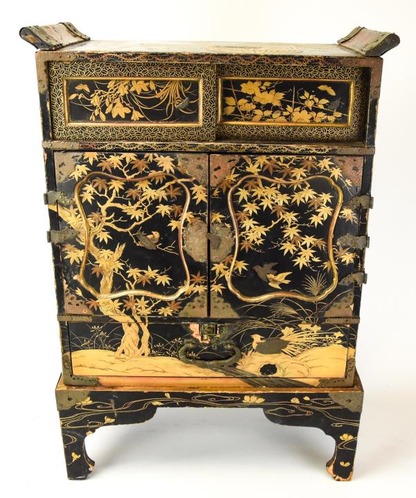 Antique Japanese Black & Gold Lacquer Jewelry Box (1 of 9)